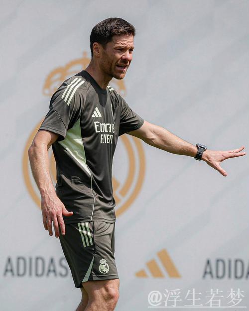 皇马球员承认错误,决心担责,全力支持阿隆索奋斗到底 皇马球员承认错误,决心担责,全力支持阿隆索奋斗到底