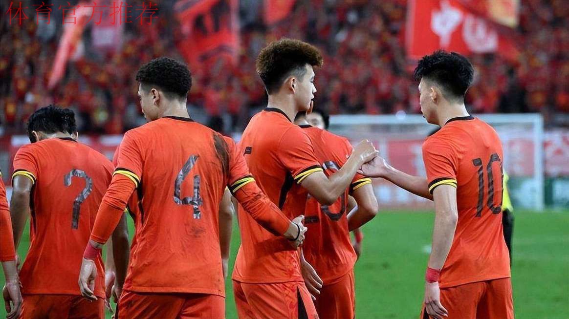 里皮:黄牌不影响排兵布阵 以最强阵容迎战泰国队 里皮:黄牌不影响排兵布阵 以最强阵容迎战泰国队